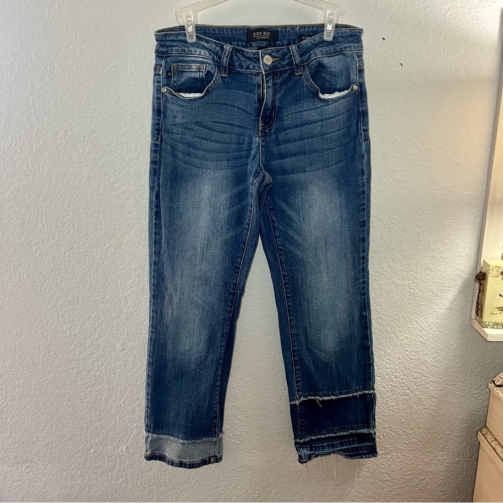 Judy Blue Straight Fit Tiered Raw Hem Ankle Jeans Size 7/28 - Picture 2 of 12